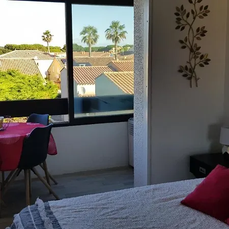 Port Venus Village Naturiste *